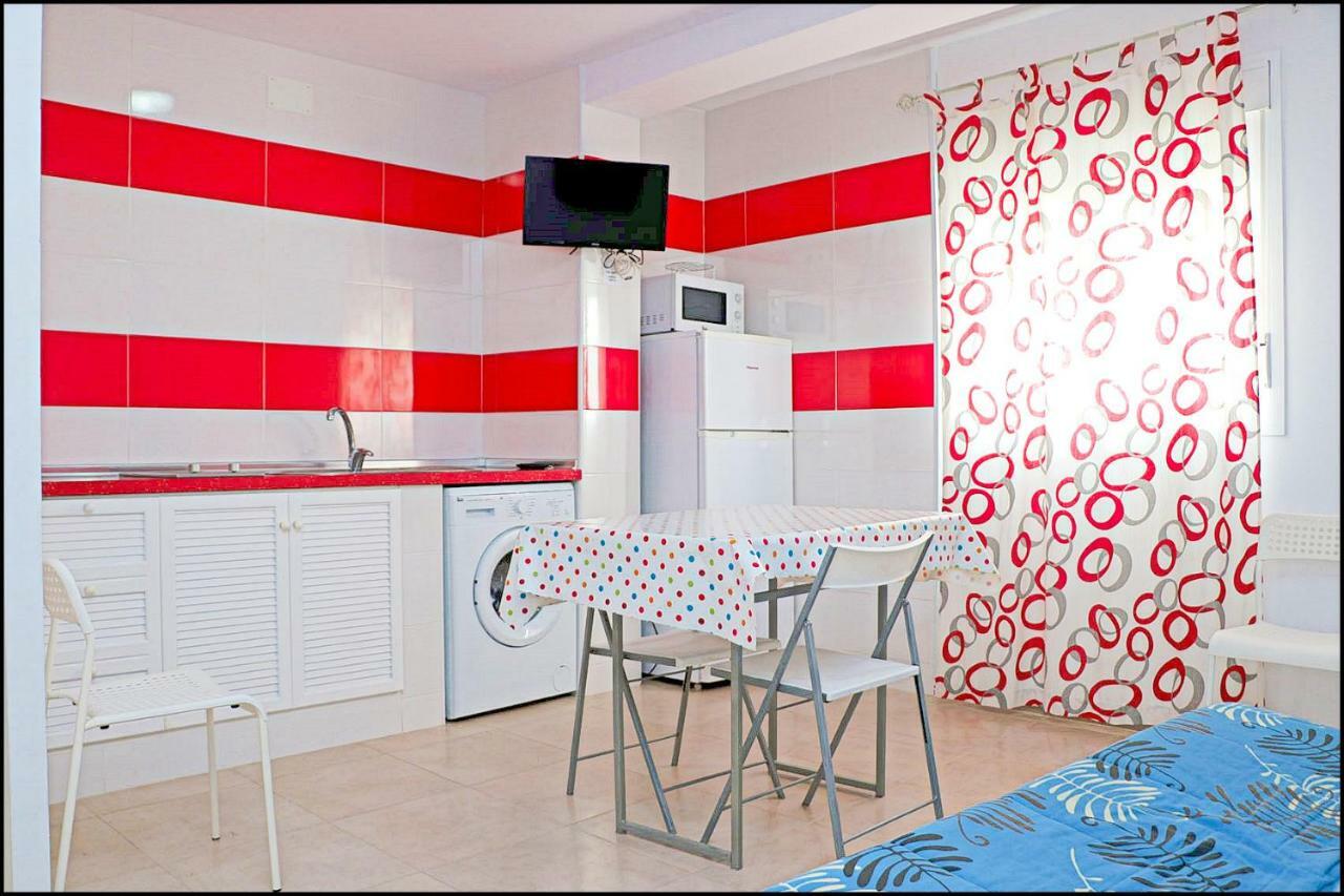 Apartamento Con Wifi En El Centro كونيل ذي لا فرونتيرا المظهر الخارجي الصورة